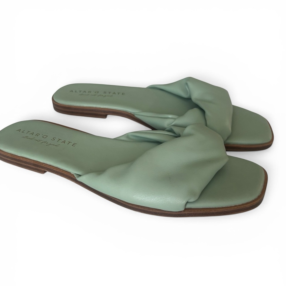 Altar'd State‎ Allison Sandals - Sage - Size 7.5